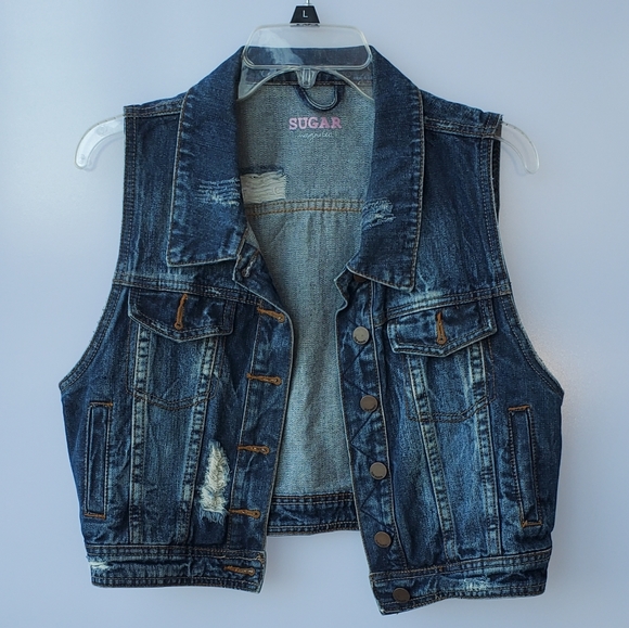 Denim Cropped Vest - Picture 1 of 4